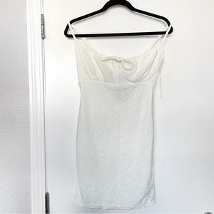 White mini dress with keyhole